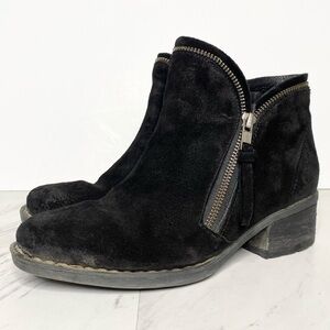 Born Montoro Black Suede Bootie 6